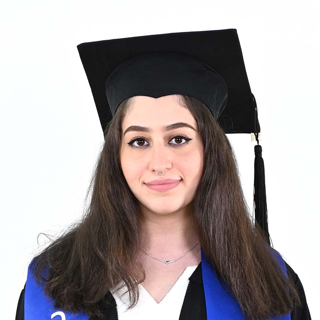 ANPS Class of 2021 graduate