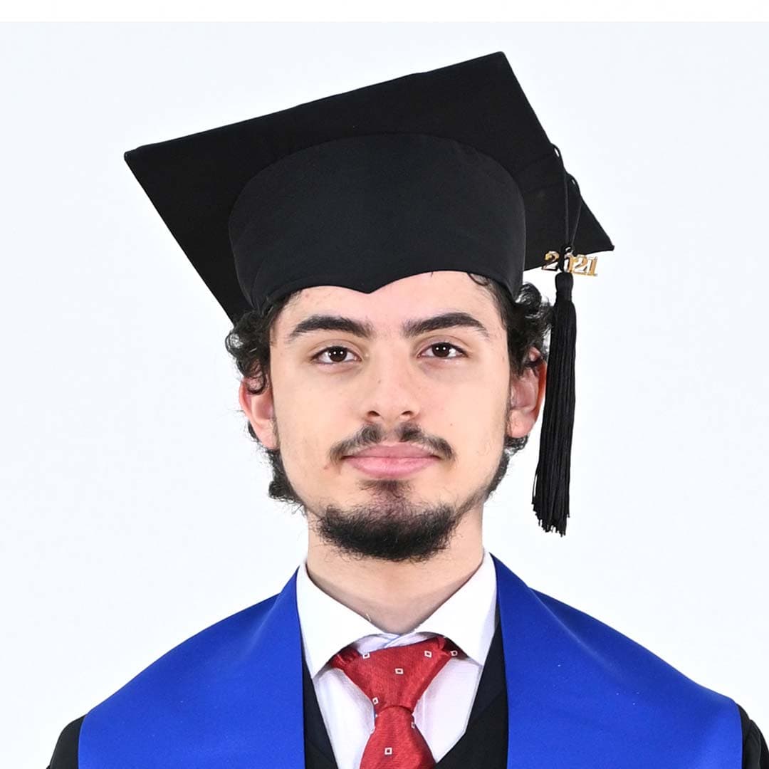 ANPS Class of 2021 graduate